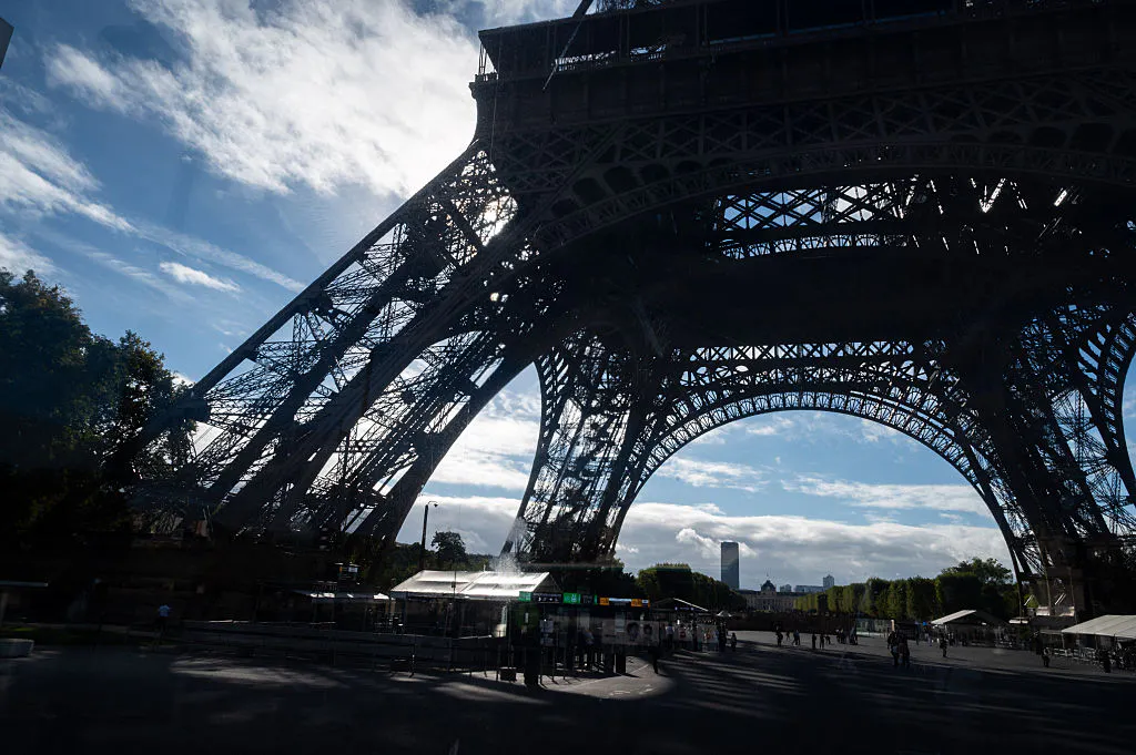 Eiffel Tower Makes Female Workers ‘Invisible’ To Accommodate Religious Group
