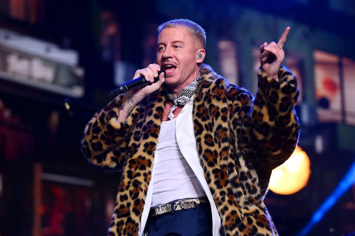 Antisemitic Rapper Gets ‘Thrift Shop’ Lifeline From U.S. Muslim Enclave