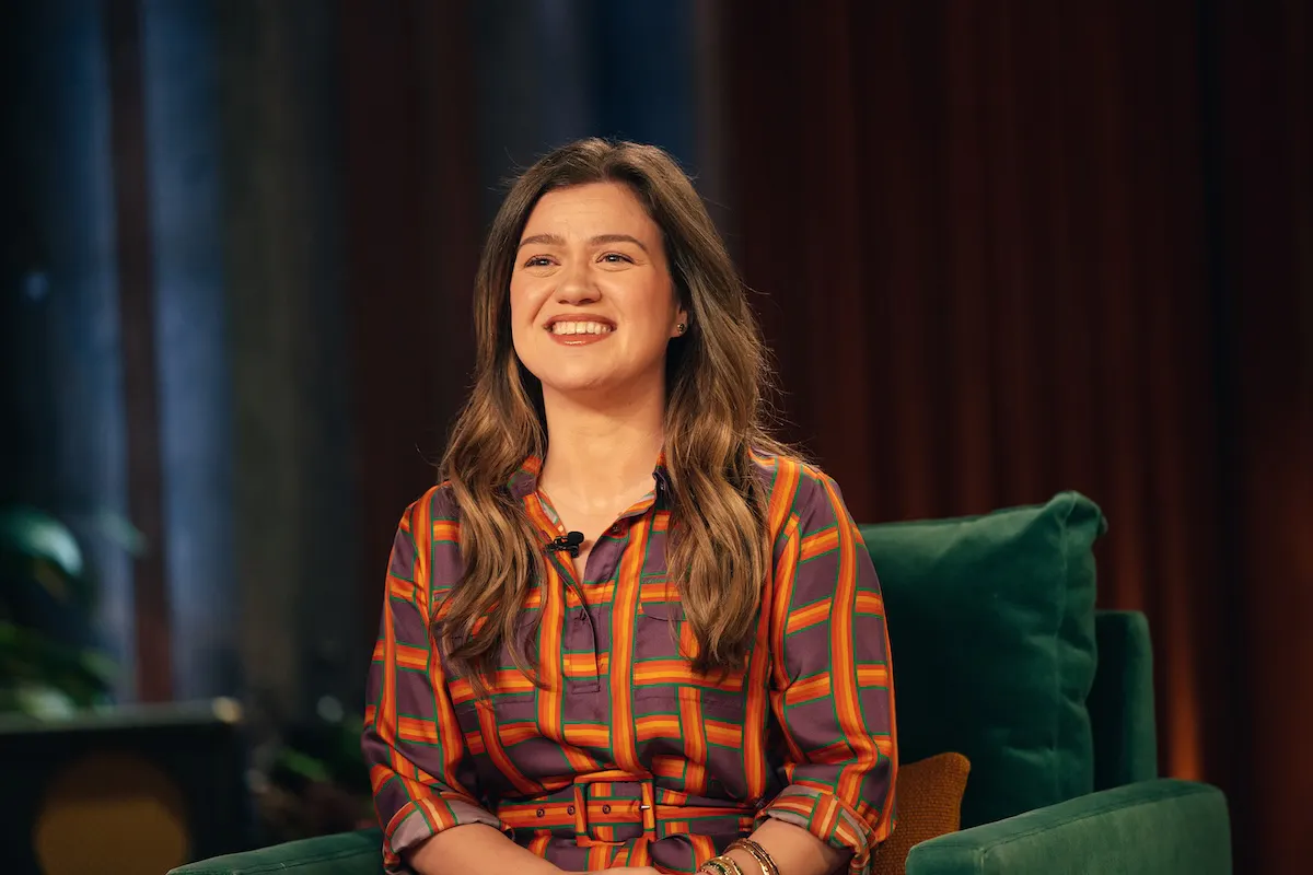 Kelly Clarkson Blasts Shop For ‘Pretty Woman’ Treatment, Owners Fire Back