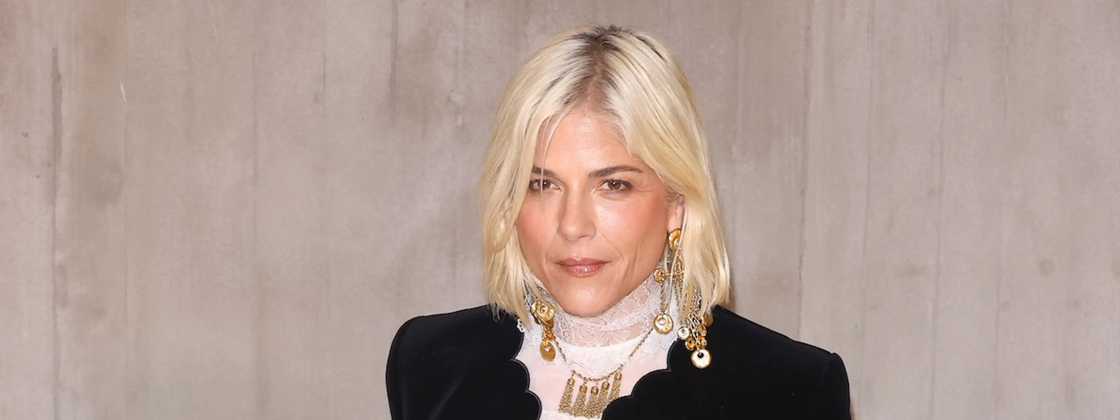Famous Actress Arrested For Biting Flight Attendant, Trying To Open Plane Door