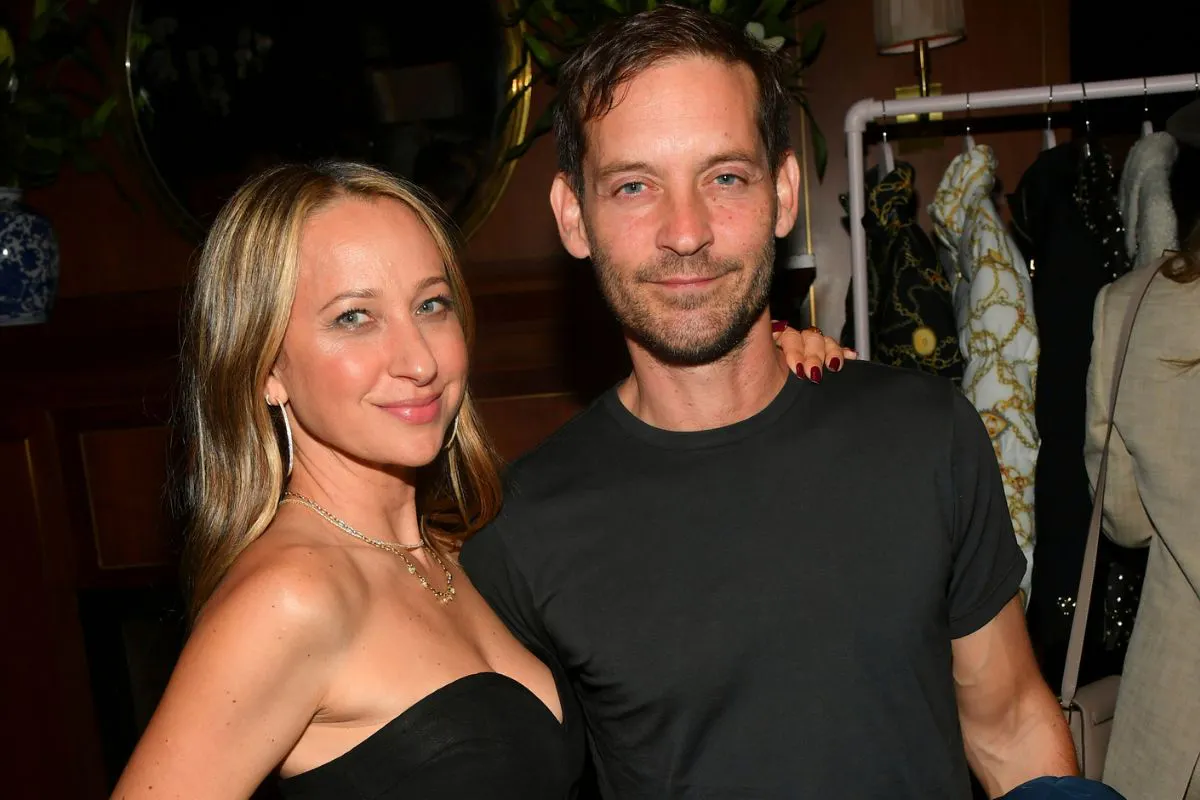 Tobey Maguire Officiates Ex-Wife’s Wedding Weeks After Divorce Finalized