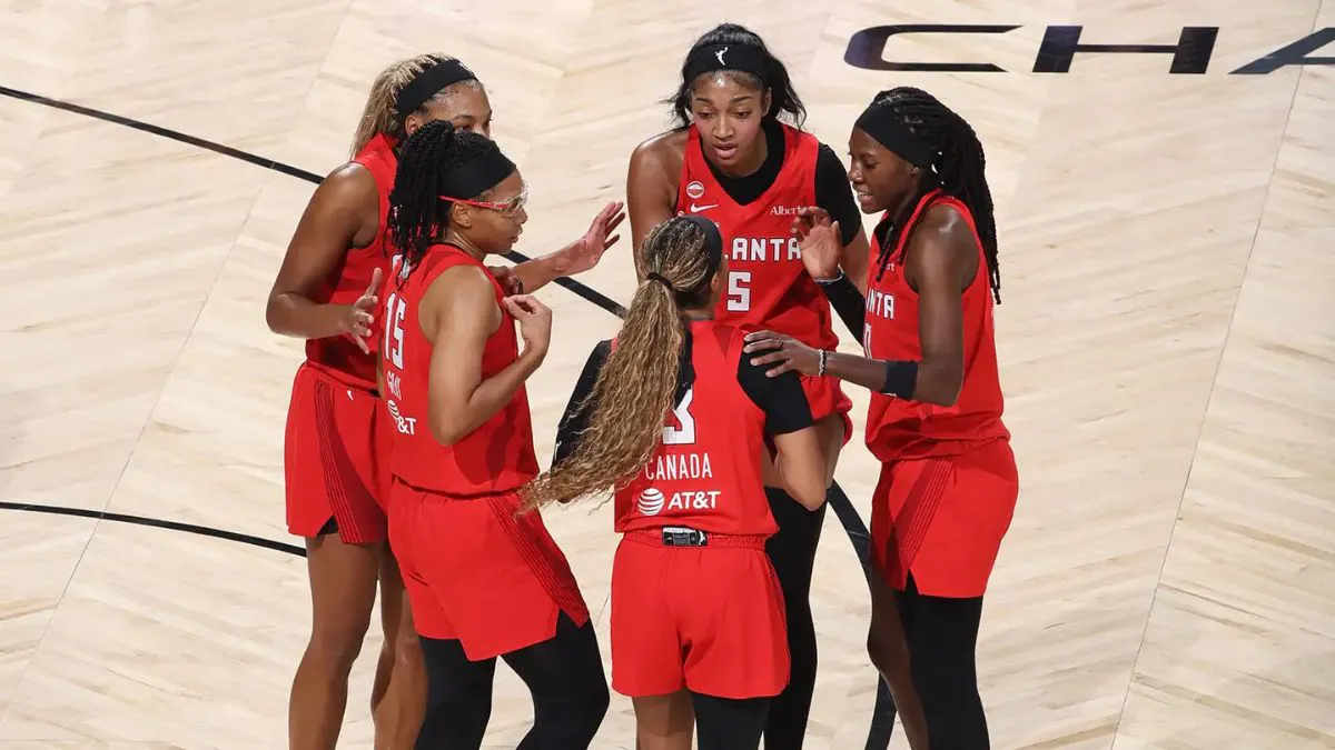 WNBA’s Anthem Controversy Is A Leadership Crisis, And NBA Has A Problem On Its Hands