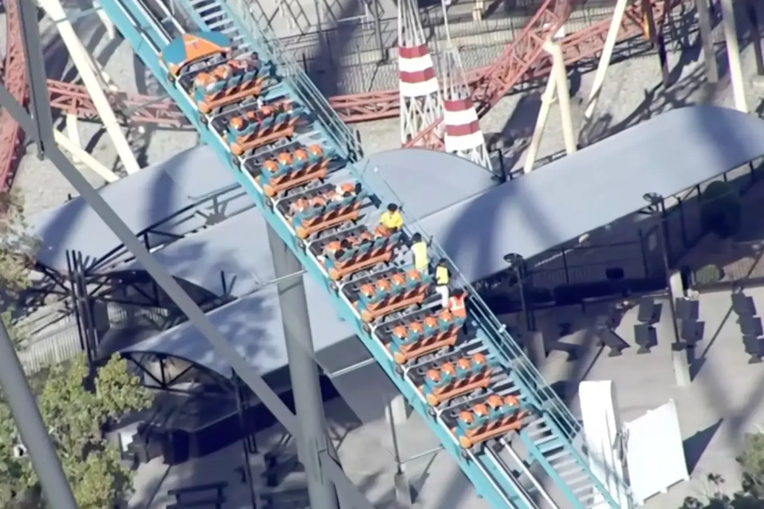 Six Flags Roller Coaster Horror As Man Plunges To Death, Captured In Souvenir Photo